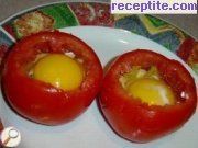 снимка 5 към рецепта Лесни пълнени домати със сирене и яйце