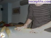 снимка 2 към рецепта Козунак на конци