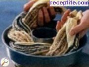 снимка 4 към рецепта Плетеница с орехи и мак
