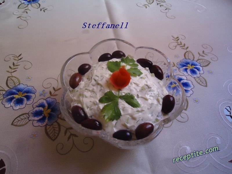 Снимки към Дзадзики (Цацики, Tzatziki)