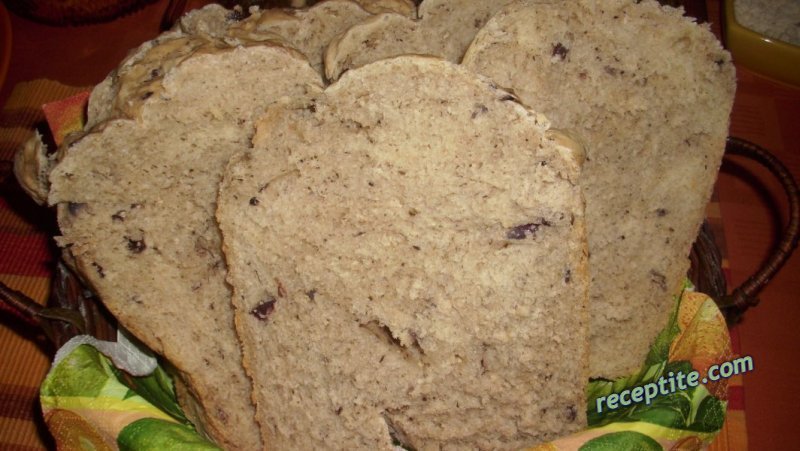Снимки към Доматен хляб в хлебопекарна