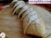 снимка 8 към рецепта Кифлички без яйца
