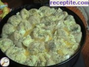 снимка 5 към рецепта Питка *Охлювчета* със сирене и яйца