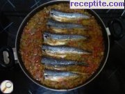 Скумрия с чушки в доматен сос