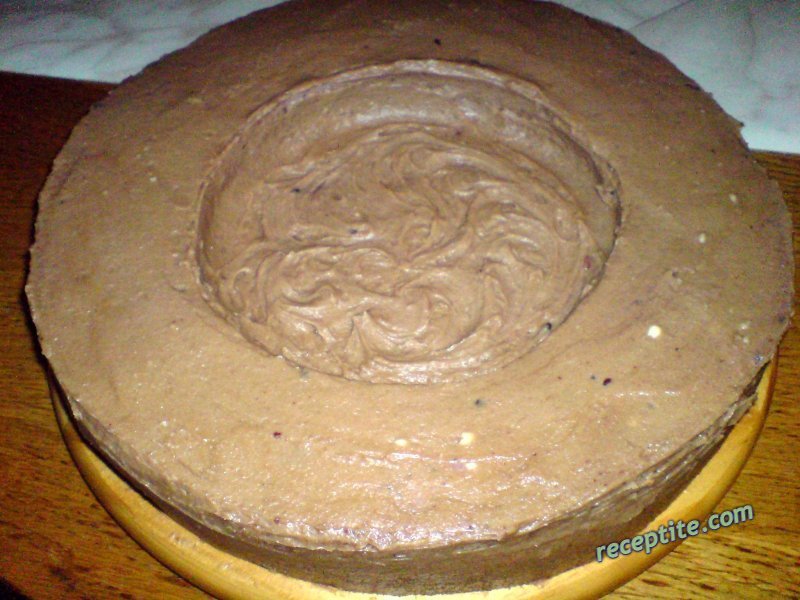 Снимки към Торта с конфитюр и сметана