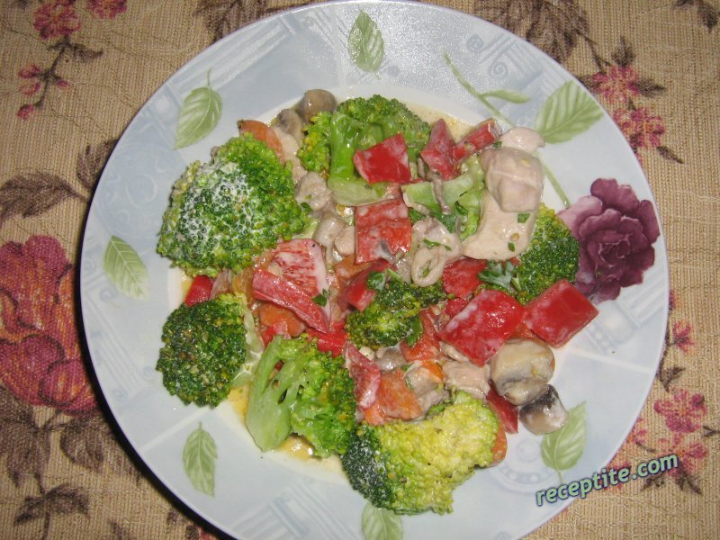 Снимки към Пиле със зеленчуци и сметана