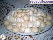 снимка 9 към рецепта Целувки