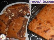 снимка 2 към рецепта Кексов сладкиш с бисквити и конфитюр