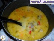 снимка 2 към рецепта Пилешка супа с пресен лук