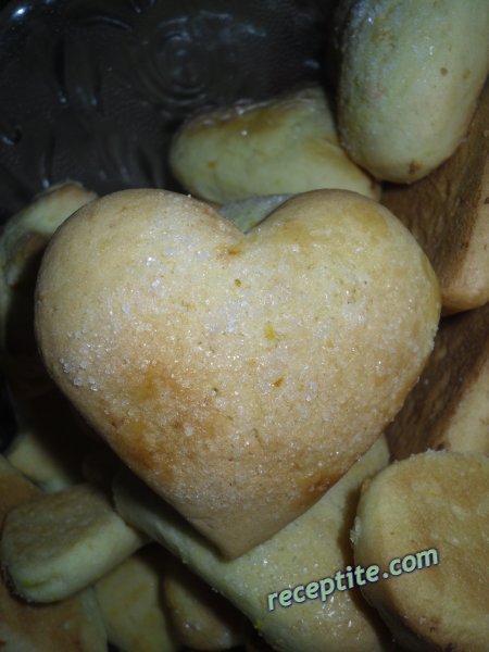 Снимки към Бабините курабийки