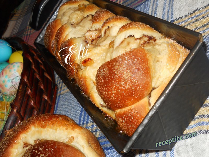 Снимки към Козунак с кисело мляко