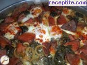 снимка 5 към рецепта Наденица с яйца на фурна