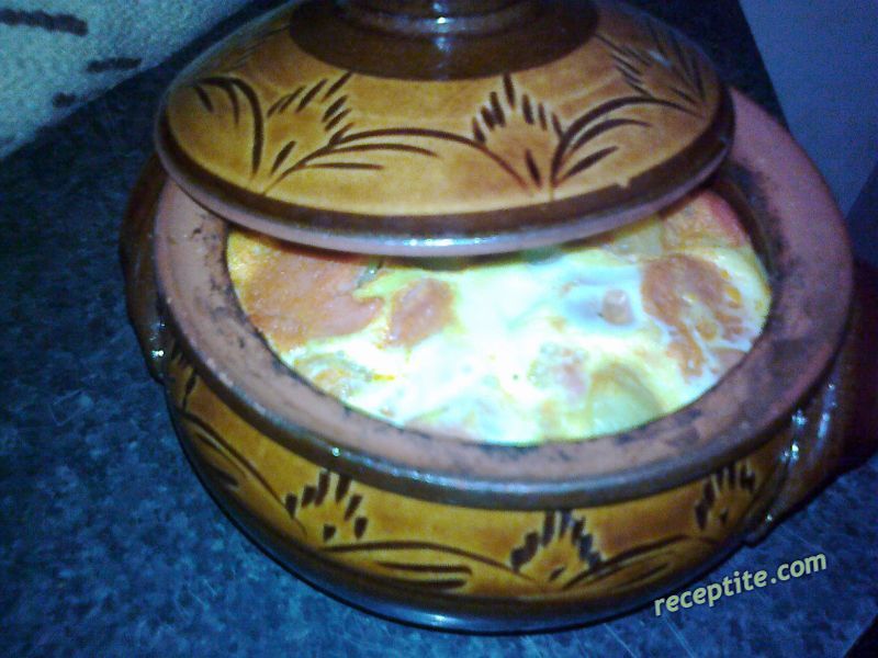 Снимки към Запеканка с картофи и кренвирши