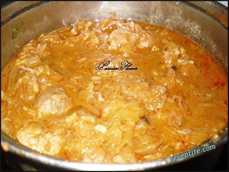 Снимки към Свинско със зеле