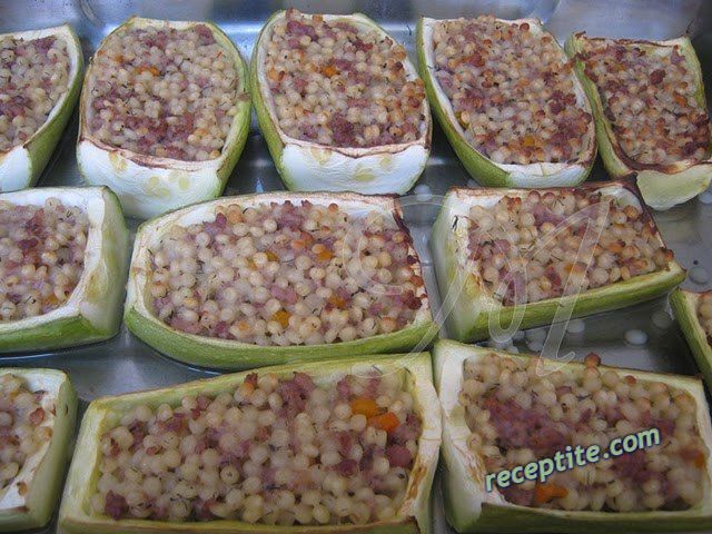 Снимки към Пълнени тиквички с кус-кус и кайма