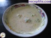 снимка 1 към рецепта Крем-супа от броколи и чедър