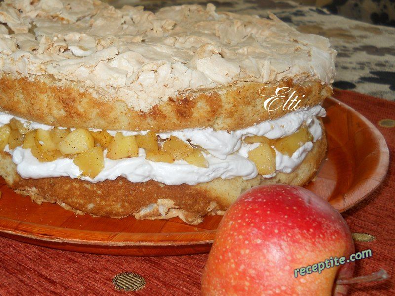 Снимки към Торта с ябълкова плънка