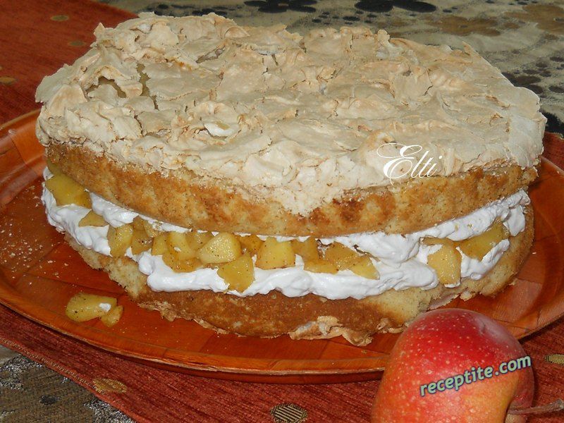 Снимки към Торта с ябълкова плънка