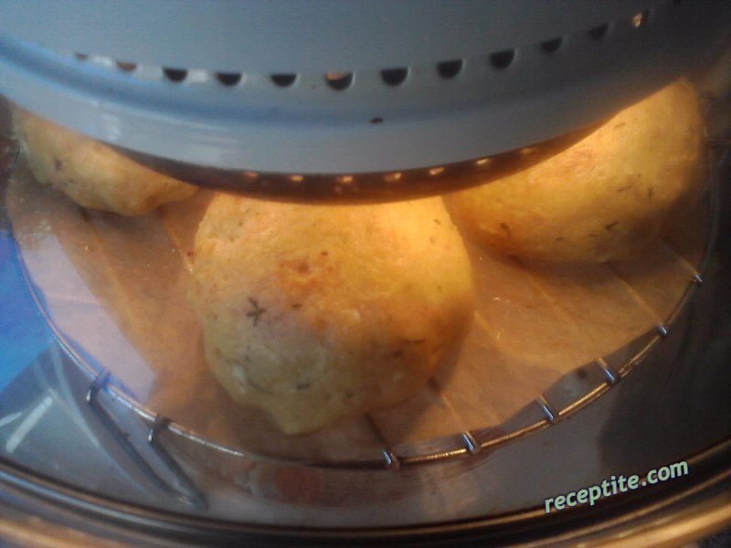 Снимки към Картофено руло тип Стефани в халогенна фурна