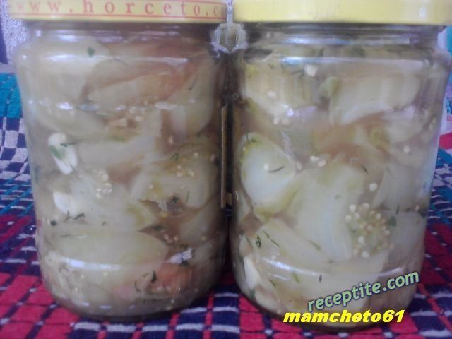 Снимки към Мариновано рязано зелено домати