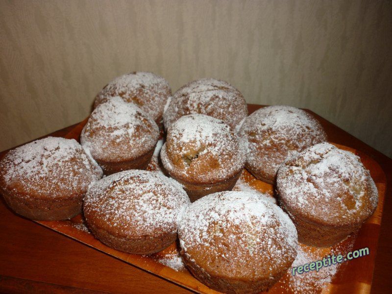 Снимки към Кекс със сладко от череши