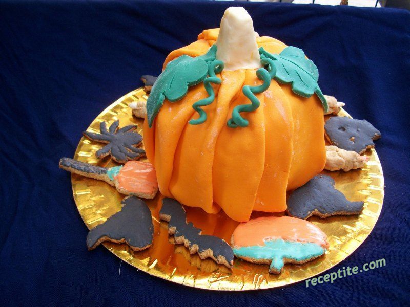 Снимки към Торта тиква за Хелоуин