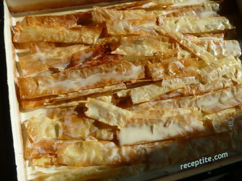 Снимки към Млечна баница с готови кори