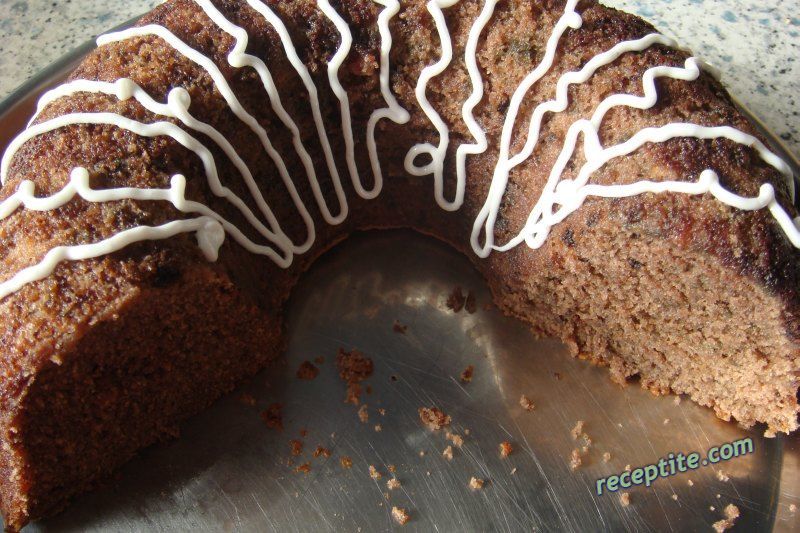 Снимки към Винено-шоколадов кекс