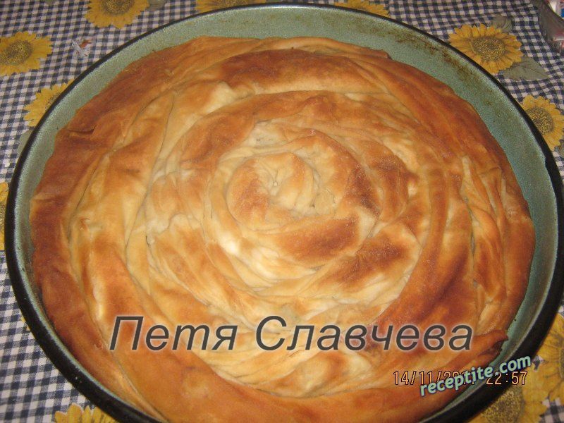 Снимки към Домашна точена баница