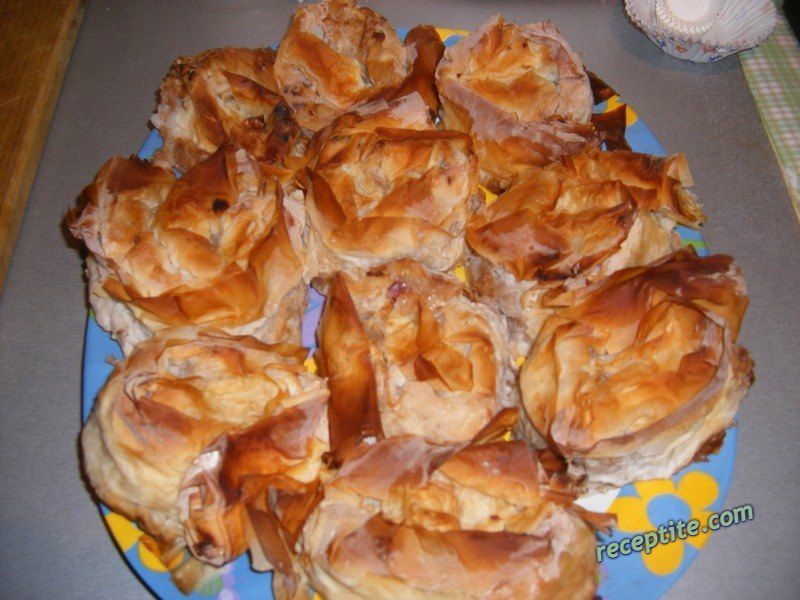 Снимки към Щрудел с ябълки