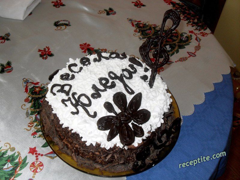 Снимки към Шоколадова торта *Сладко изкушение*