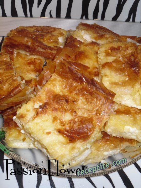 Снимки към Баница с късмети (висяща баница)