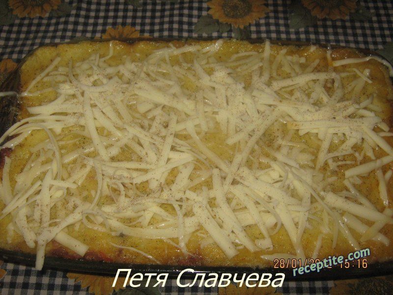 Снимки към Мусака от картофено пюре