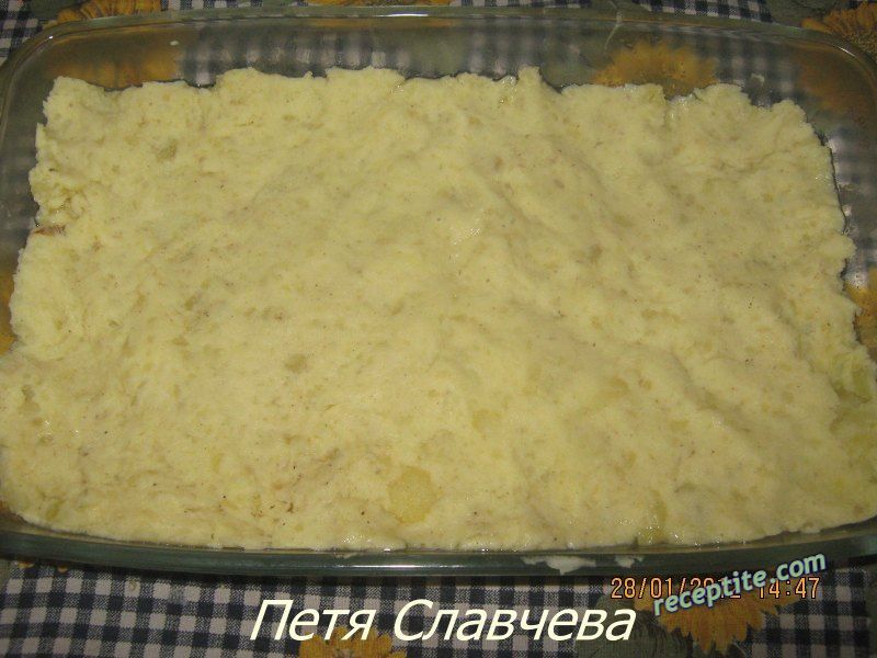 Снимки към Мусака от картофено пюре