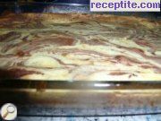 снимка 1 към рецепта Мраморен сладкиш с крема сирене