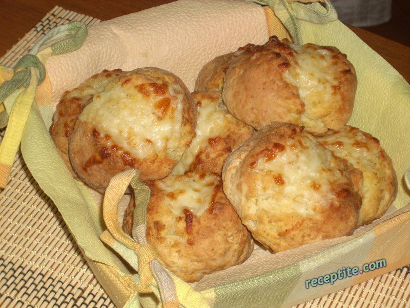 Снимки към Содени хлебчета със сирене