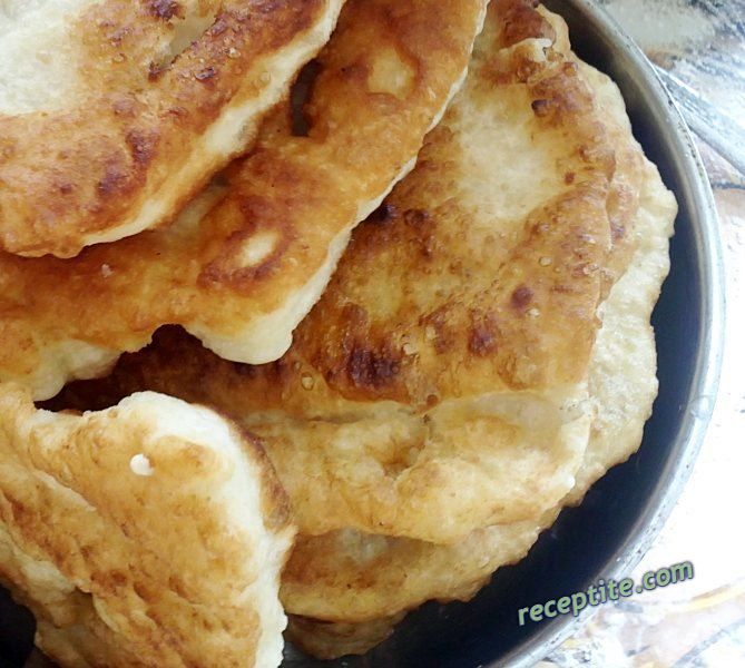 Снимки към Пухкави мекици Ани