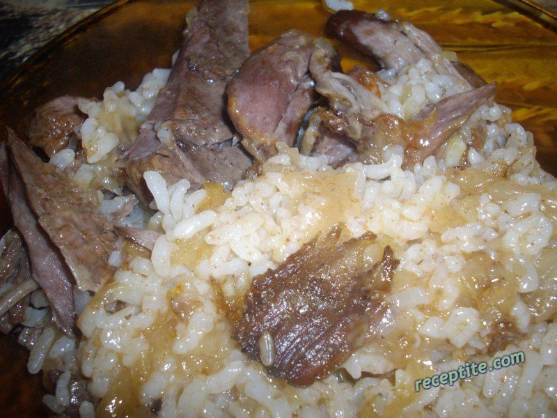 Снимки към Пуешки бутчета с кисело зеле и ориз