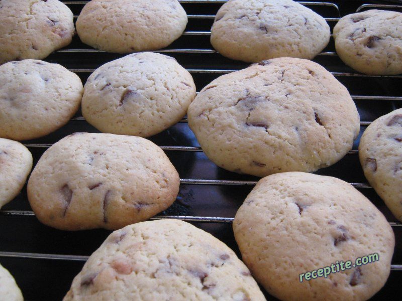 Снимки към Американски бисквити с шоколад Cookies
