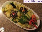 снимка 14 към рецепта Картофена салата с кромид лук
