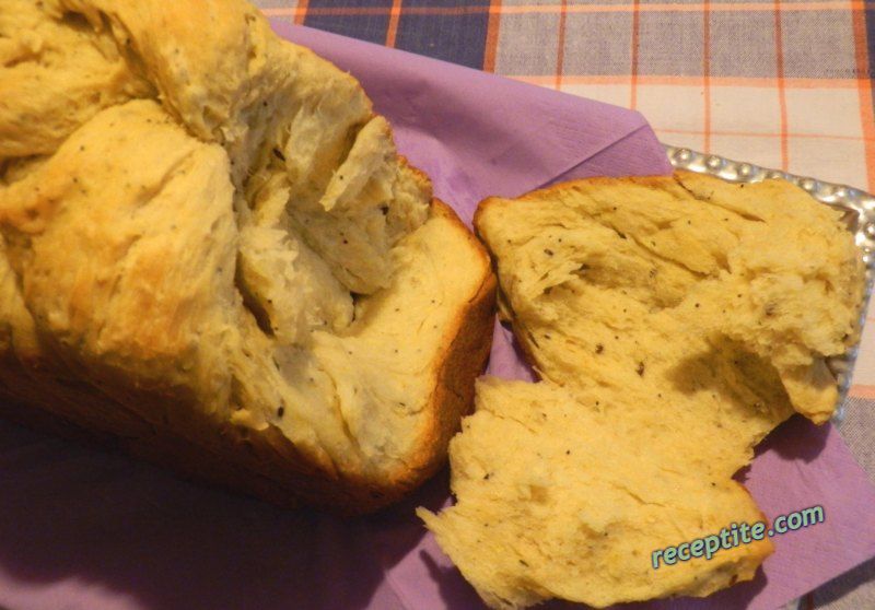 Снимки към Тостерен хляб в машина за хляб