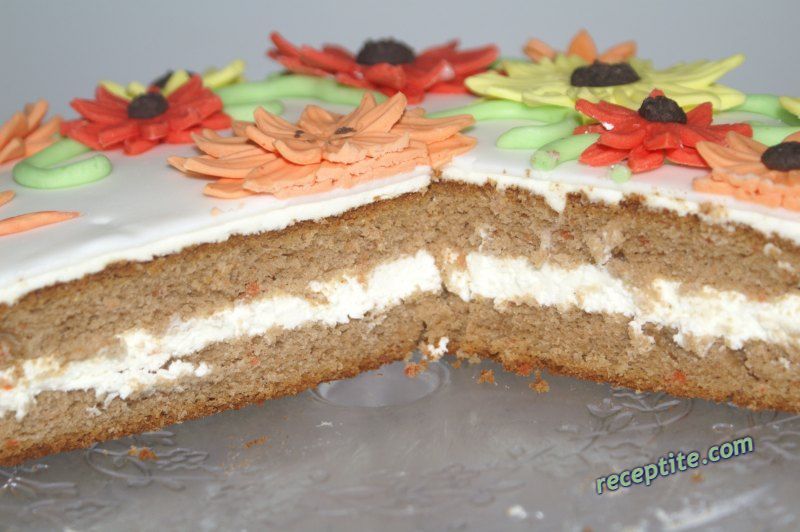 Снимки към Торта с моркови (Carrot cake)