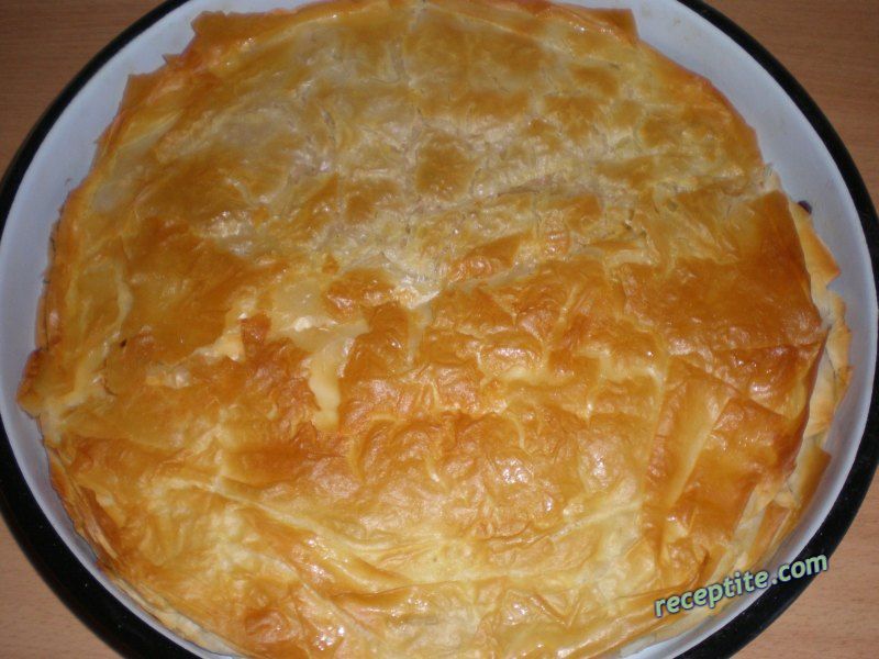 Снимки към Баница с кайма и картофи