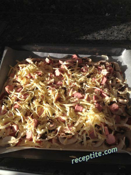 Снимки към Бъркана пица