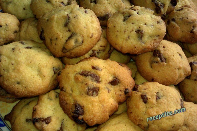 Снимки към Американски бисквити с шоколад Cookies