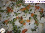 снимка 3 към рецепта Пилешко месо на фурна с ориз и грах