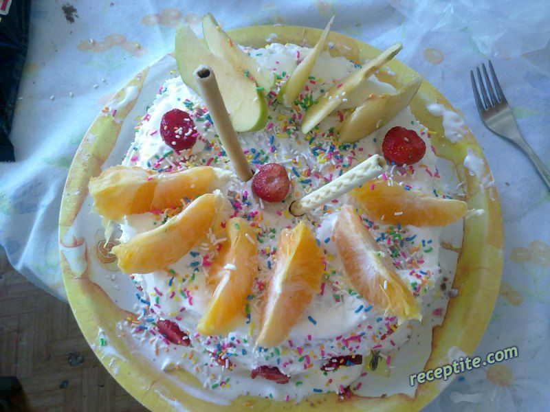 Снимки към Плодова торта с готови блатове