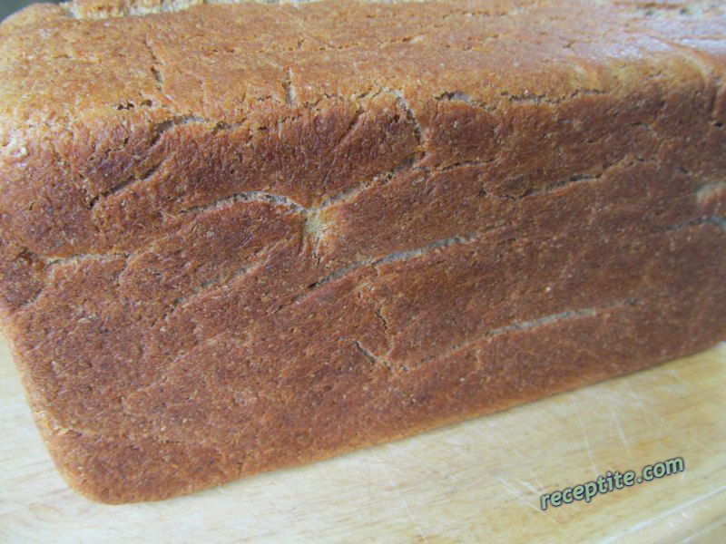 Снимки към Пълнозърнест хляб