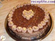 снимка 3 към рецепта Шоколадова торта с лешници