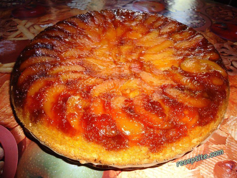 Снимки към Сладкиш с карамел и нектарини
